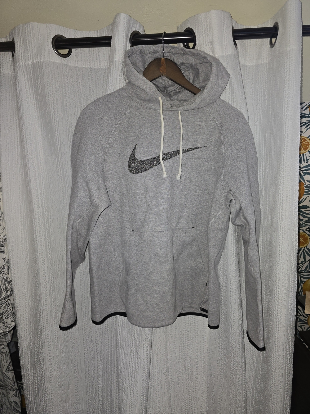 MeNS M Nike Light Gray Hooded Pullover with Black Swoosh